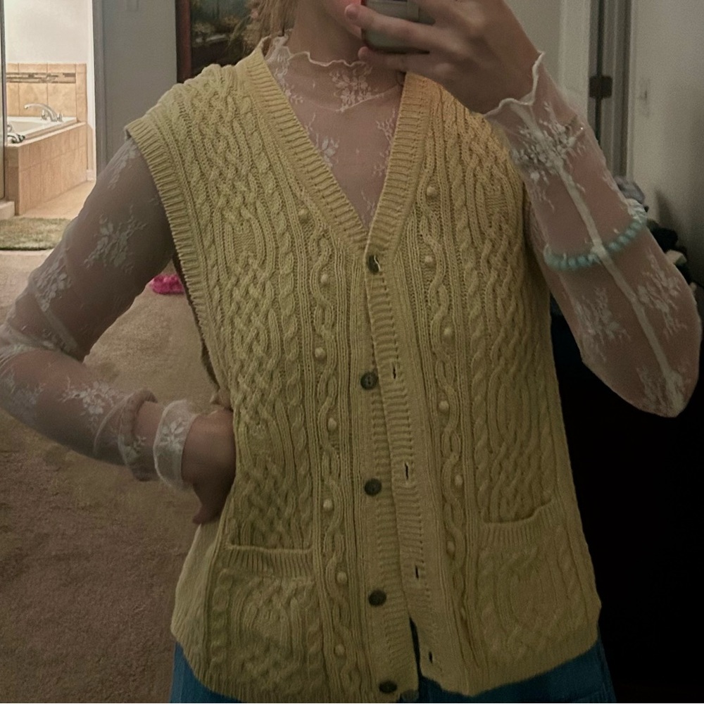 Vintage Karen Scott Yellow V-Neck Cable Knit Sweater Vest